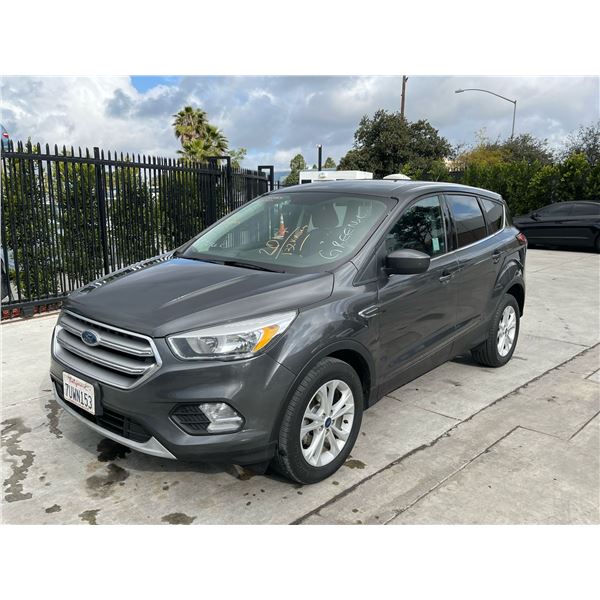 FORD ESCAPE 2017 T-2 DAYS