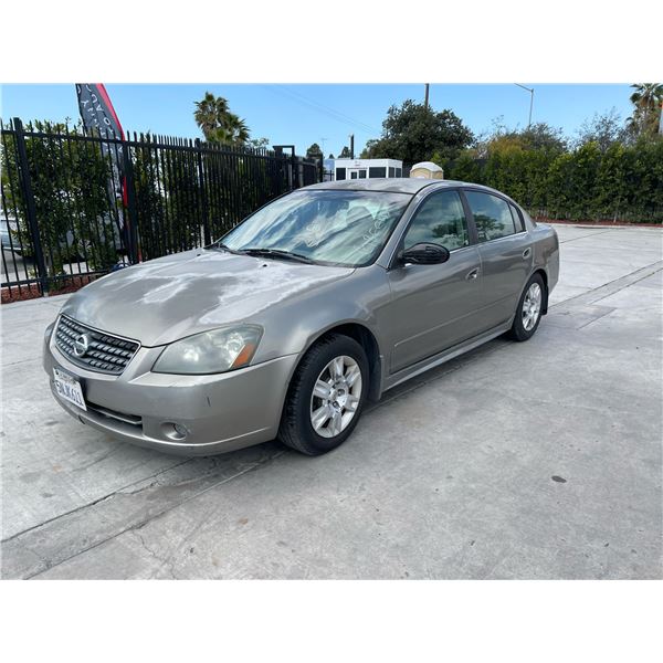 NISS ALTIMA 2005 T-DONATION