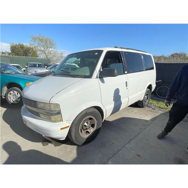 CHEV ASTRO 2001 APP/DUP T- SALV