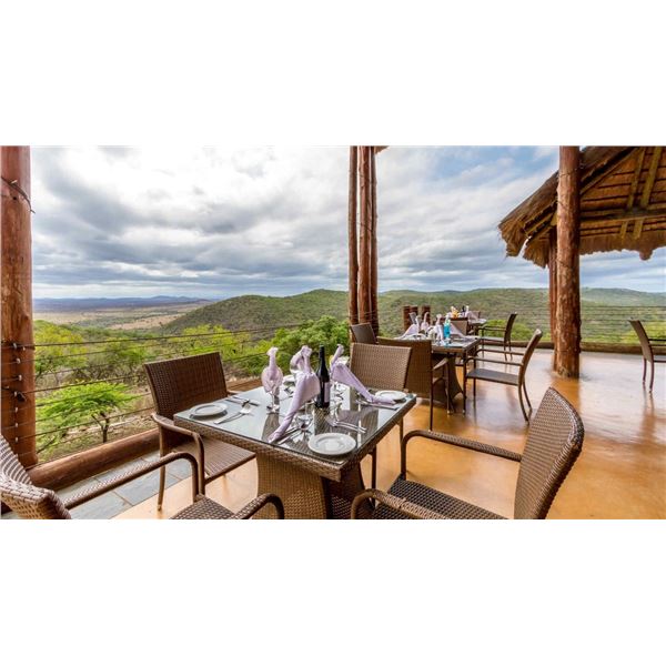 EXPERIENCE AFRICA WITH THIS ZULU NYALA AFRICAN PHOTO SAFARI FOR 2 PEOPLE