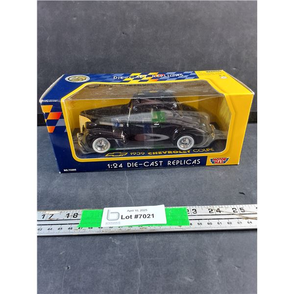 1:24 1939 Chevrolet Coupe Die Cast in Original Box