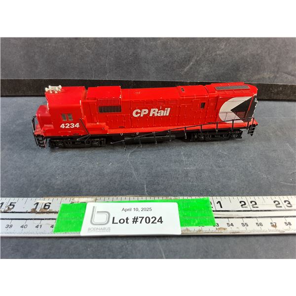 HO Scale CP Rail Locomotive