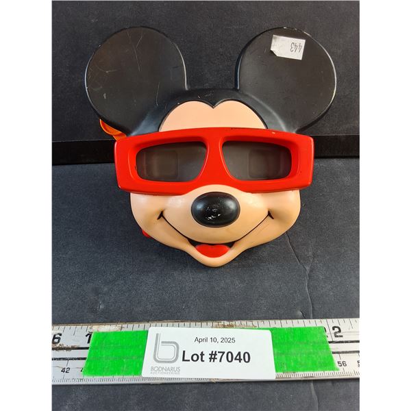 Vintage Mickey Mouse View Master with Reels