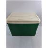 Image 2 : Vintage Picnic Cooler 18" x 12" x 12"