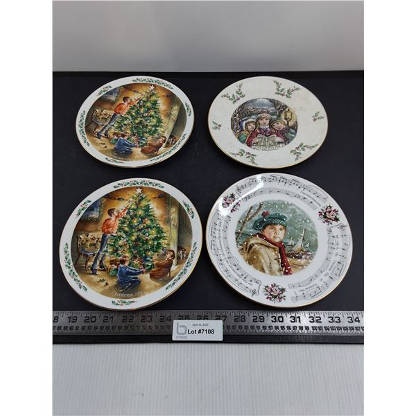(4) Royal Doulton "Christmas Scene" Plates