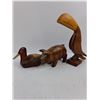 Image 2 : (3) Wooden Table Decor Animals