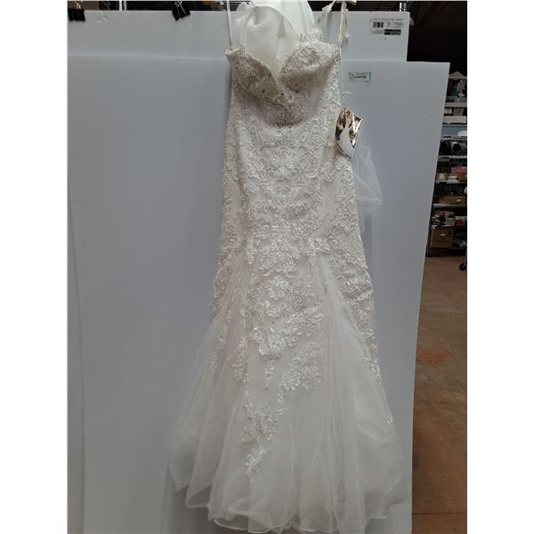 Essence of Australia Wedding Dress - Approx Size 6