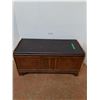 Image 1 : * Cedar Lined Chest - Cannot Ship!
