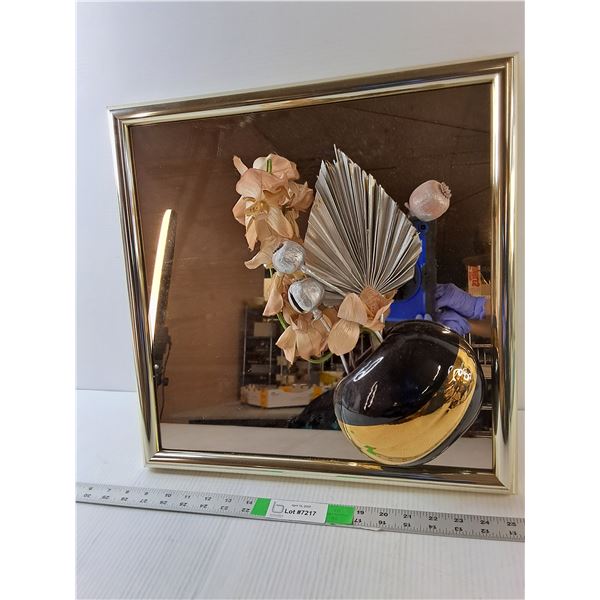 Mirror with Built in Flower Pot & Faux Flowers 17.5"