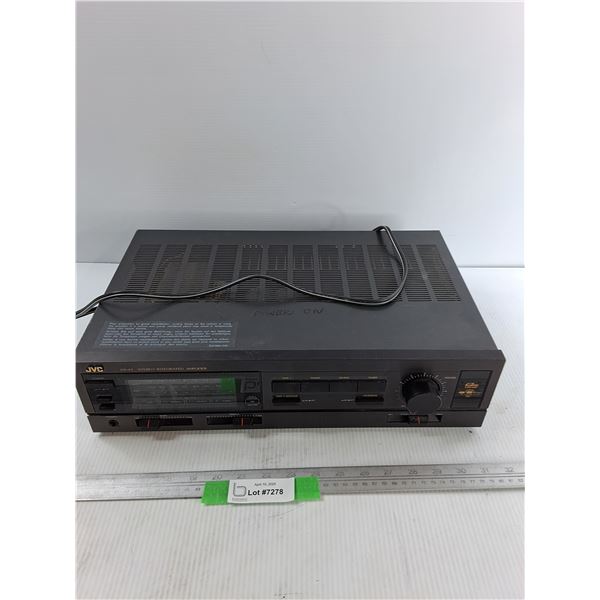 JVC Stereo Itegrated Amplifier, Powers On