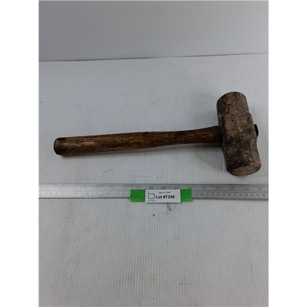 Short Handled Sledge Hammer, 15.5" Long