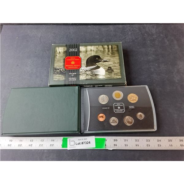 Royal Canadian Mint Specimen Coin Set & Case- 2002