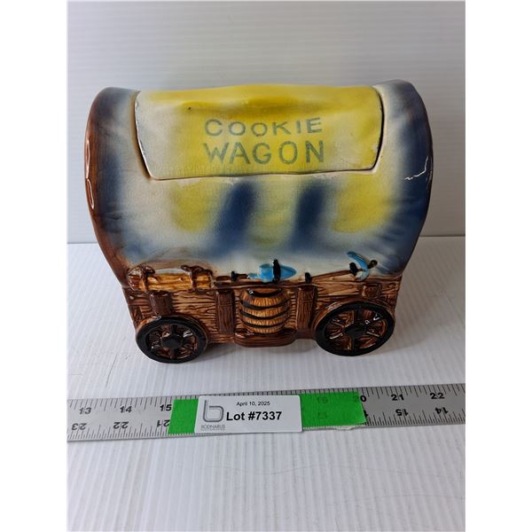 Ceramic Cookie Wagon 6.75" Tall x 7.5" Long