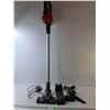 Image 1 : *Dyson DC35 Cordless Vaccuum-Powers On