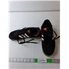 Image 1 : Men's Adidas Shoes- 9.5