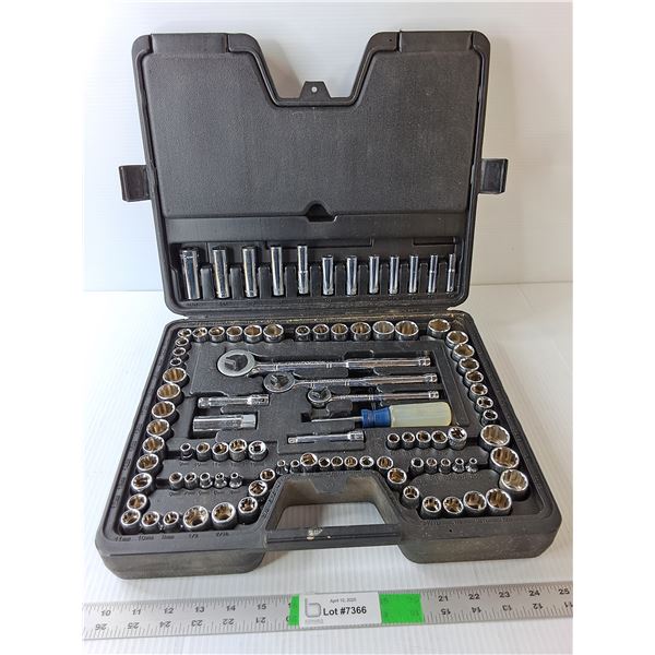 Craftsman Socket Set & Case