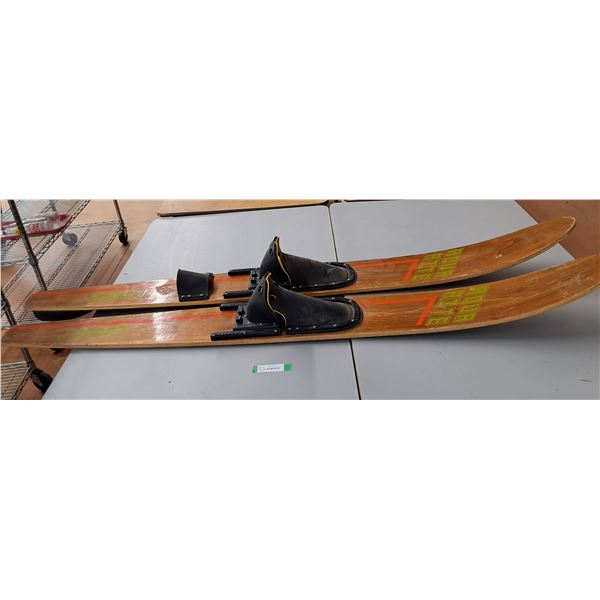 *Vintage Aqua Rite Wood Water Skis 66" Long