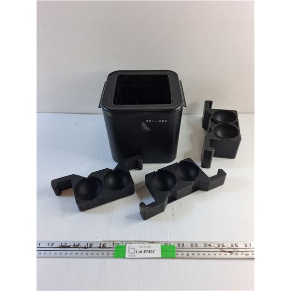 Berlinzo Ice Maker with Molds