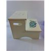 Image 3 : Kids Step Stool and Plastic Bowl