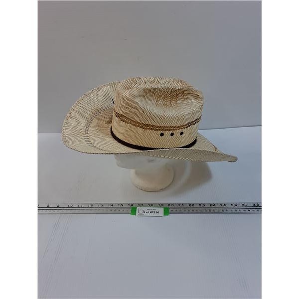 Ariat Cowboy Hat - Display Head NOT Included