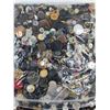 Image 2 : Bag of Buttons