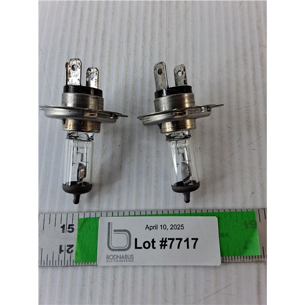 (2) 9003 Headlight Bulbs-Untested