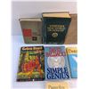 Image 2 : (7) Vintage Books - Danielle Steel, Robin Hood and Websters New World Dictionary