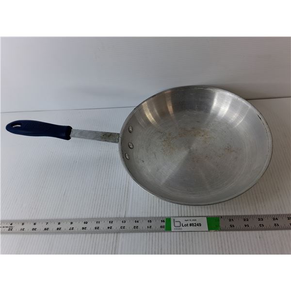 Thermalloy Commercial Frying Pan
