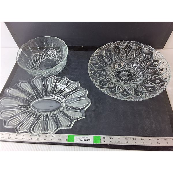 Glass/Crystal Lot- (2) Trays, Bowl Up to 13'" Wide