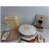 Image 2 : Silicone Lids, Hamilton Beach Sandwich Grill, Cooking Thermometer, Strainer & Tupperware Container