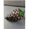 Image 2 : (2) Glass Bunches of Grapes