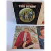 Image 2 : (4) Vinyl Records - Johnny Horton, The Byrds and Johnny Cash