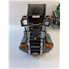 Image 6 : Lego Technic 2595 pcs Mack Truck Constructor
