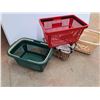 Image 3 : (4) Shopping Baskets