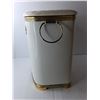 Image 3 : Laundry Hamper 19.5" Tall x 20" Long x 10" Wide