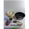 Image 1 : Ropes, Plastic Buckets, Brushes and Misc