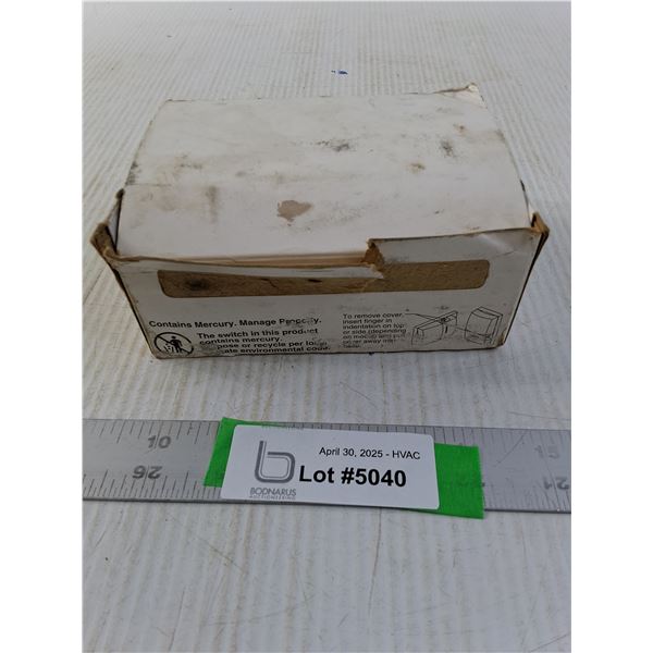 Honeywell T834H 1074 Thermostat