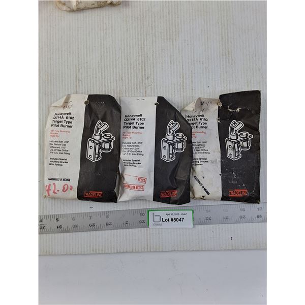 (3 times the bid price) Honeywell Q314A 6102 Target Type pilot Burner