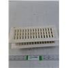 Image 1 : (2) White 11x4 1/4" Floor Registers