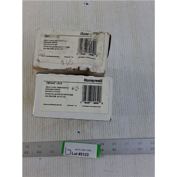 (2 times the bid price) Honeywell T8034C1515 Horizontal Heat/Cool Thermostats