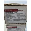 Image 2 : (2 times the bid price) Honeywell VR8200H 1236 24v Gas Valves