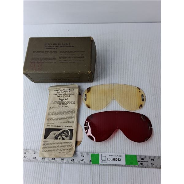 (2) Polarizing Lenses & Case