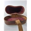 Image 2 : WWI Canadian Officer Sam Browne Leather Binocular Case
