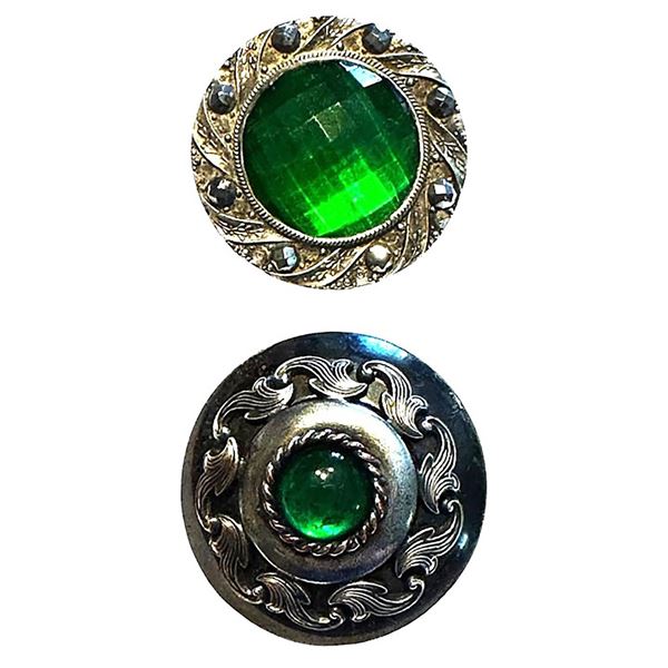 A small card of division one large jewel buttons