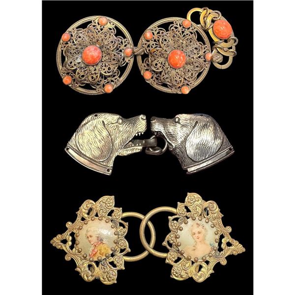 A small card of assorted buckles