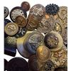 Image 4 : A heavy bag lot of assorted buttons