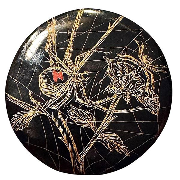 A division three studio artist shell button