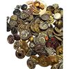 Image 2 : A bag lot of assorted buttons