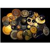 Image 1 : A bag lot of assorted buttons
