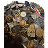 Image 3 : A bag lot of assorted material buttons